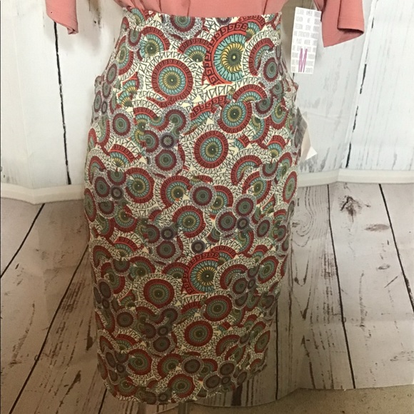 Lularoe Cassie Skirt - Picture 11 of 13
